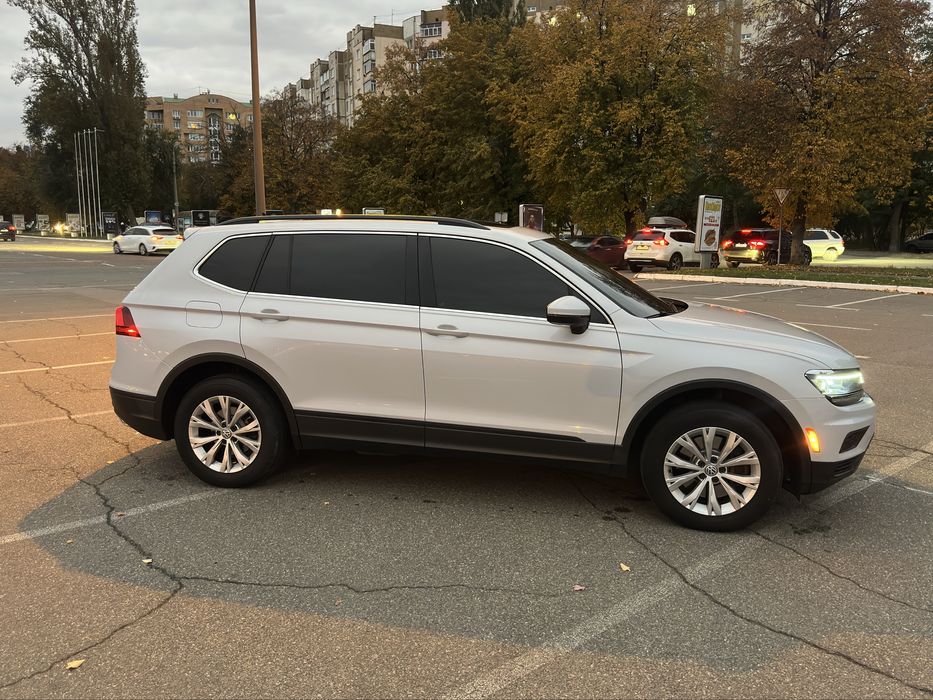 Продам власний автомобіль , Volswagen Tiguan