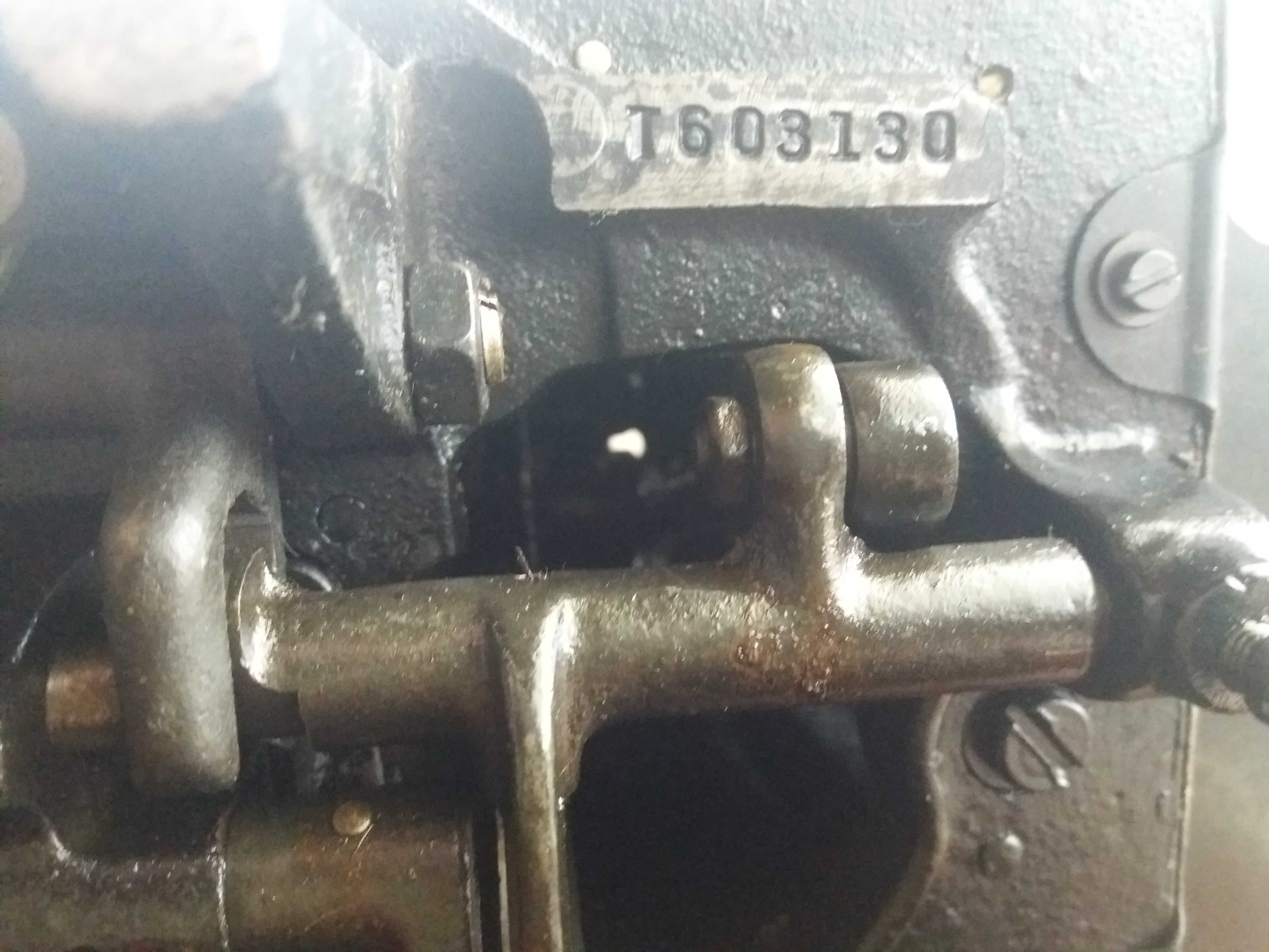 Лапка шпульный колпачок пружина на швейную машинку.