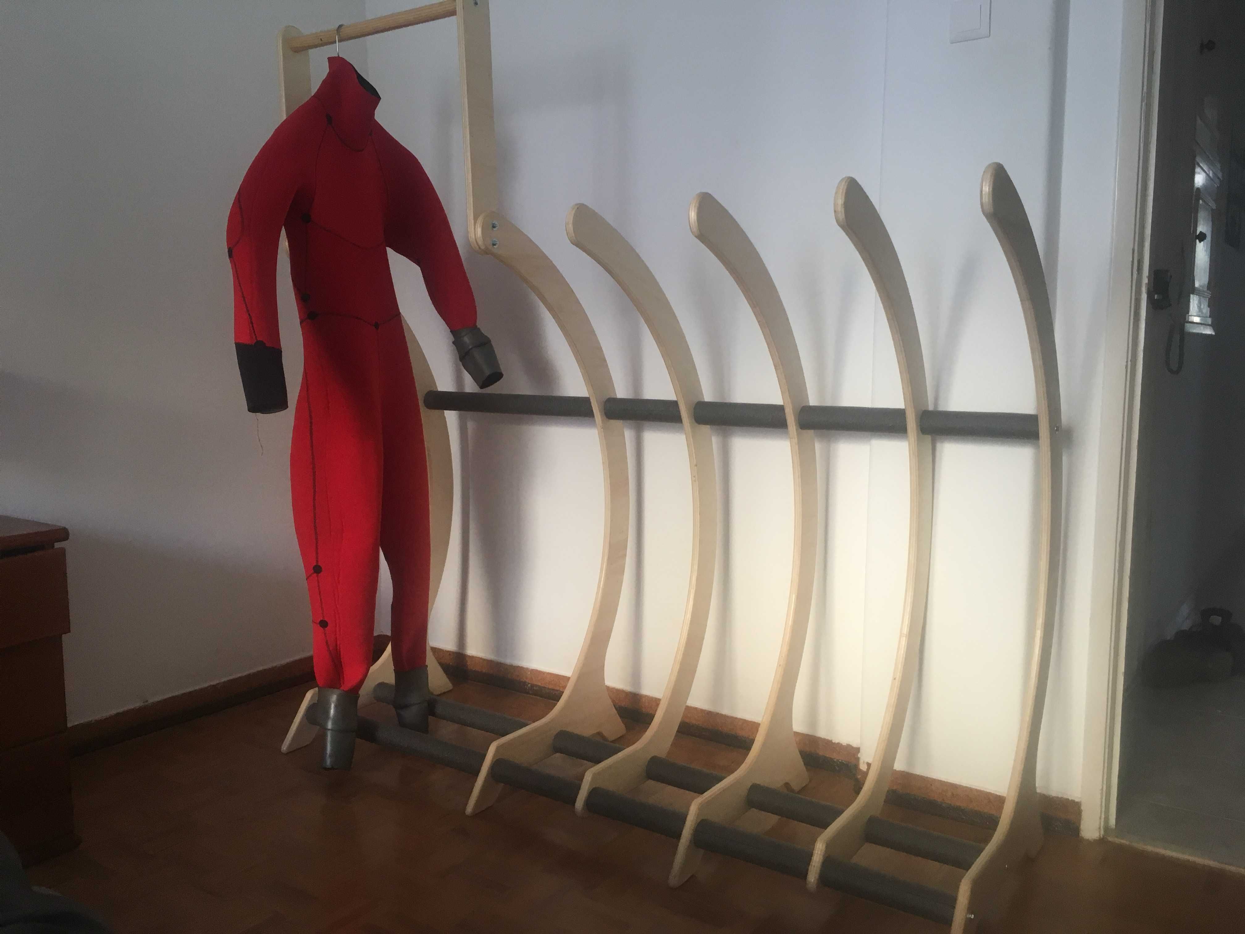 Racks para pranchas de surf e Longboard