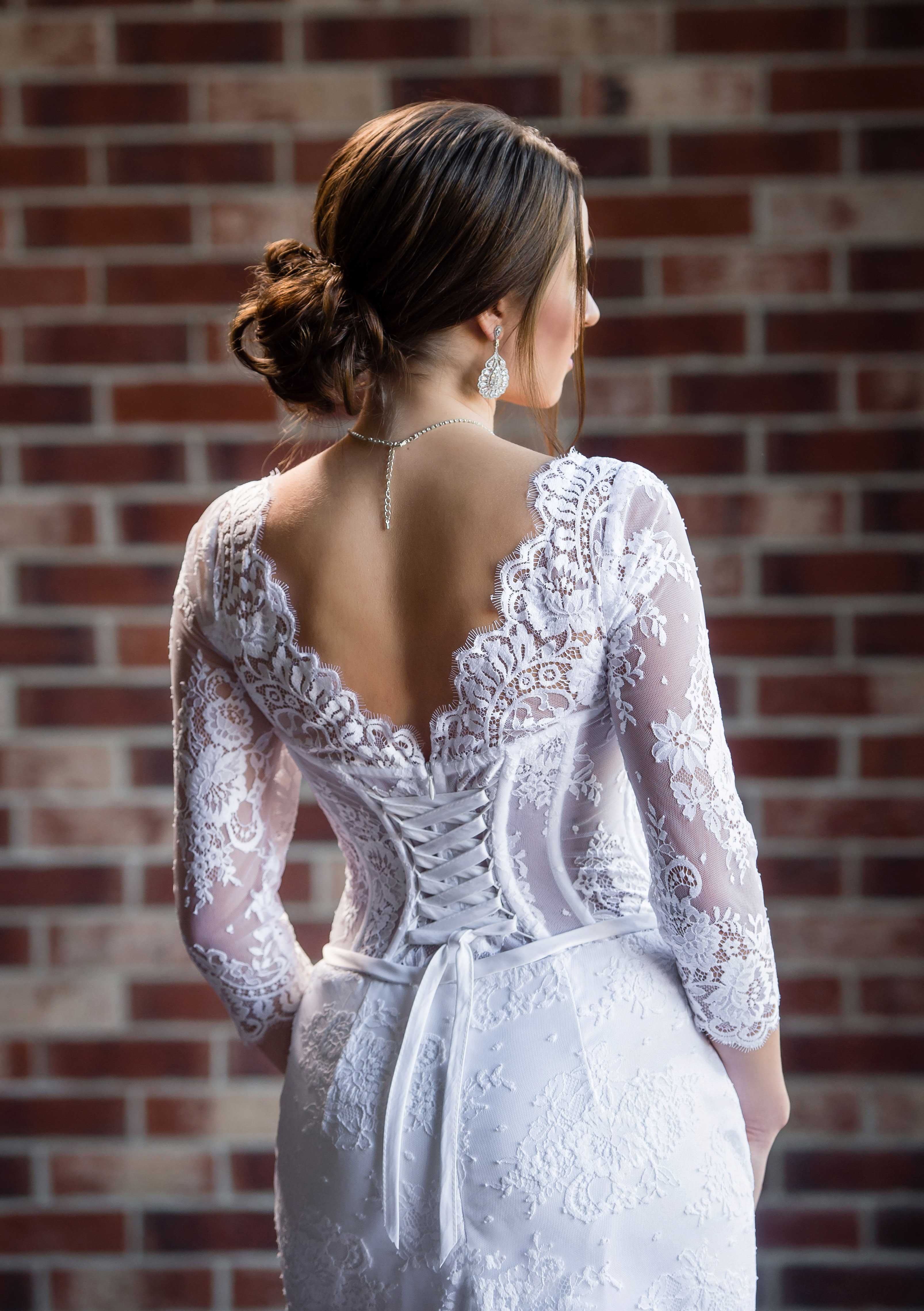 Wyjątkowa suknia ślubna koronkowa