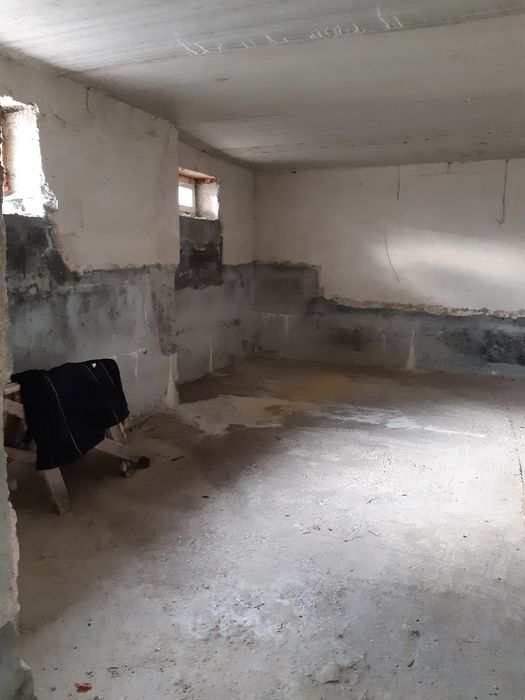 Терміновий продаж напівцокольного приміщення заг. площею 116 м кв.