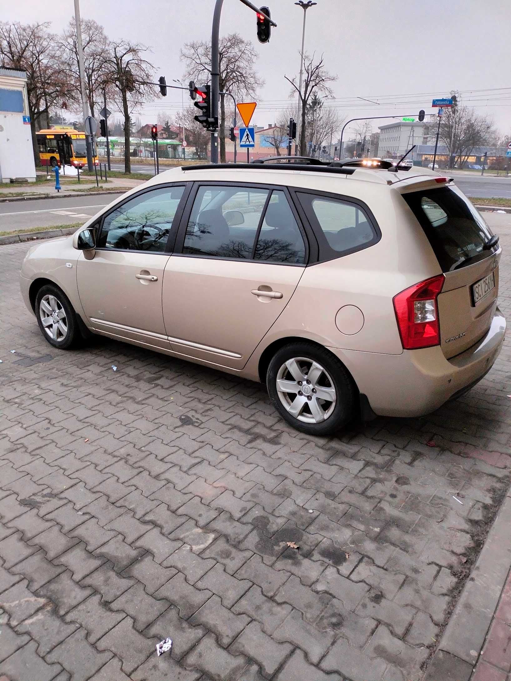 sprzedam auto rodzinne