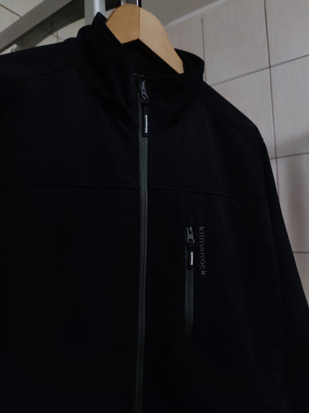 bluza kurtka Męska klimanock S Black series softshell czarna ciemna sz