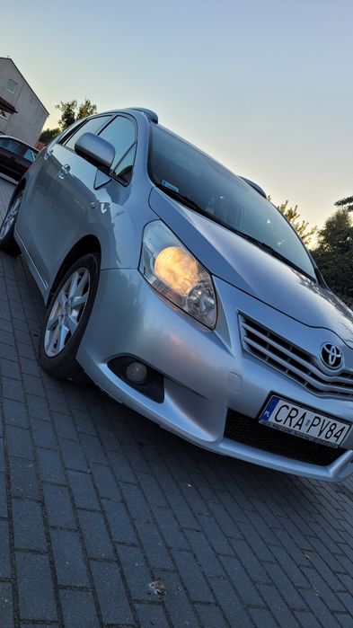 Toyota Verso 2.0