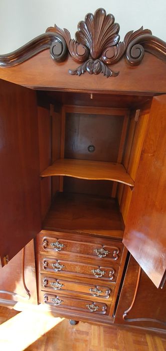 Roupeiro de 3 portas chippendale