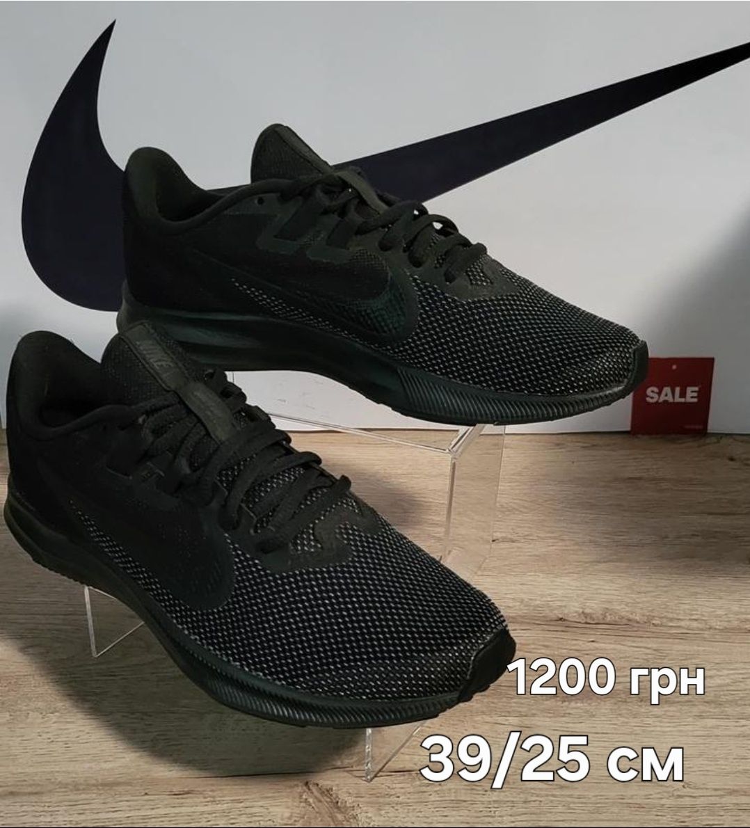 Кросівки Nike, 39 розмір