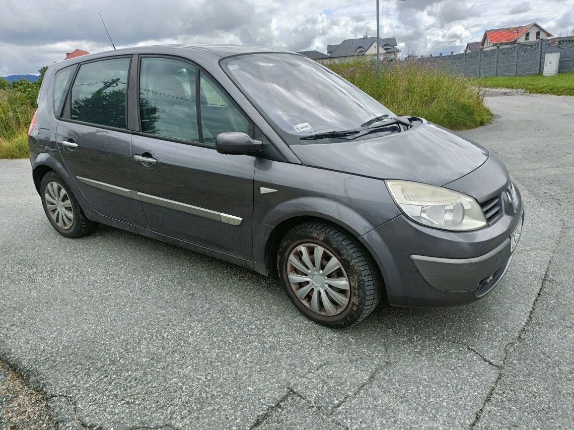 Renault Scenic ll 1.6 LPG z hakiem 2003 świeży przegląd