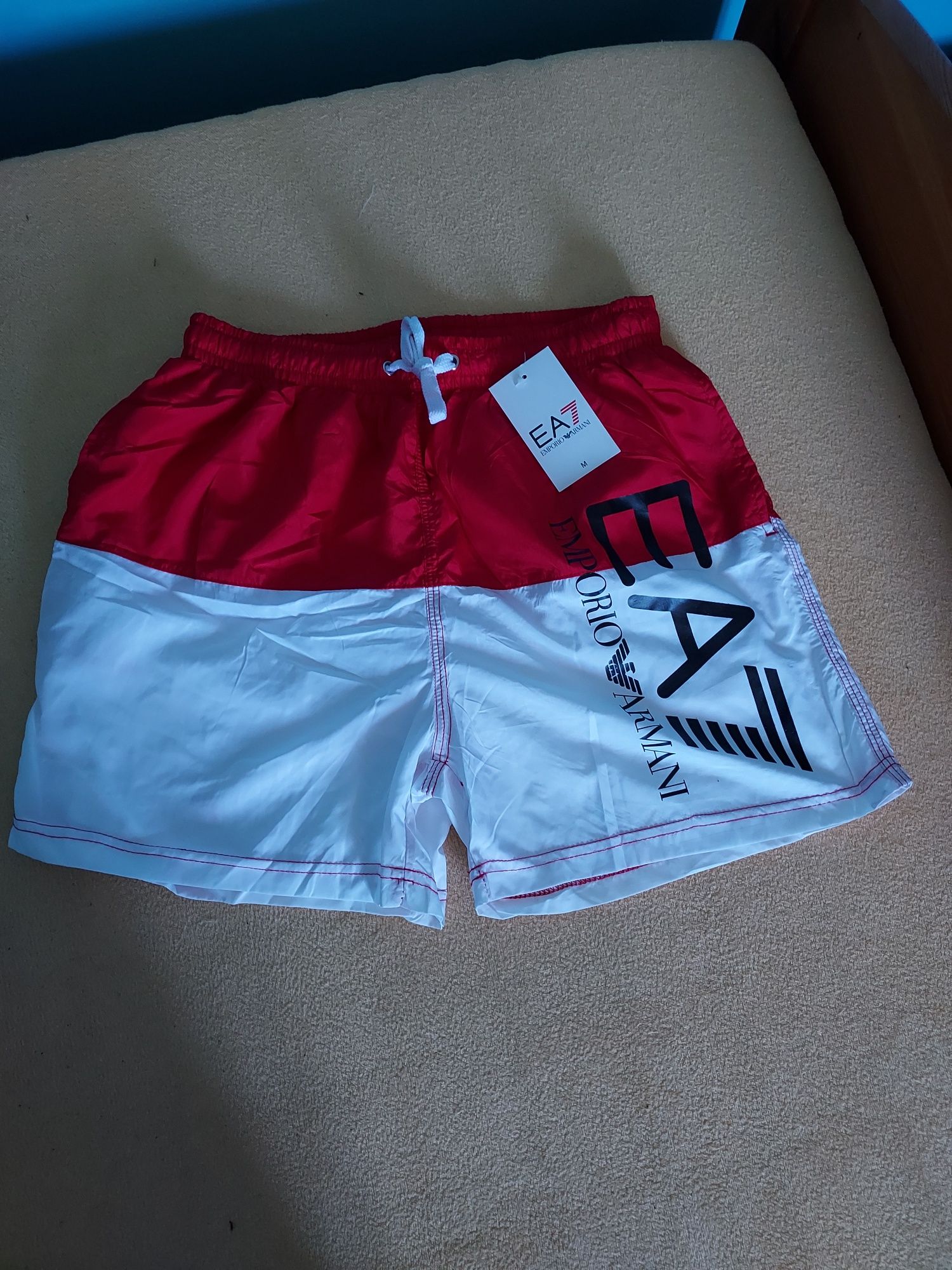 Spodenki. Armani EA7. Hugo Boss. M.L.XL. XXL.