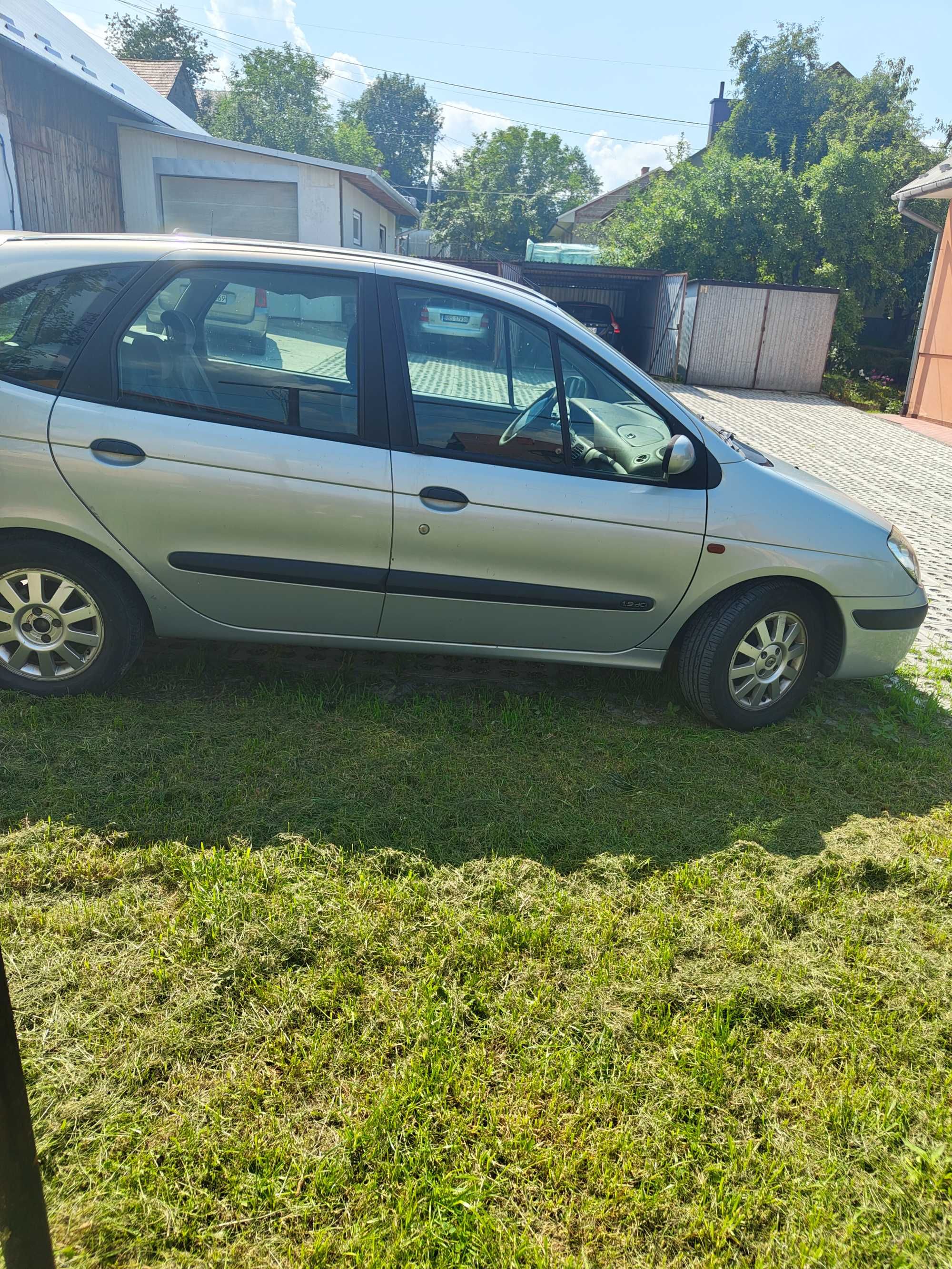 Renault Megane Scenic