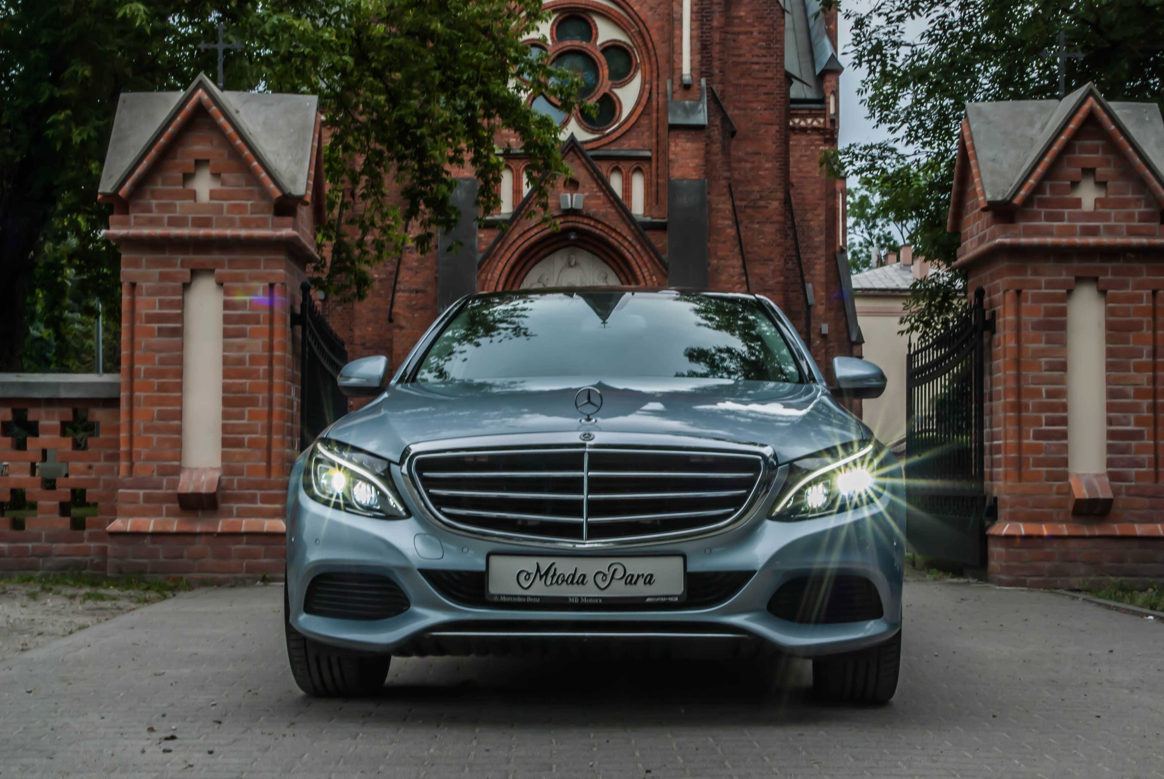 Auto z klasą do ślubu - Mercedes-Benz w wersji Exclusive