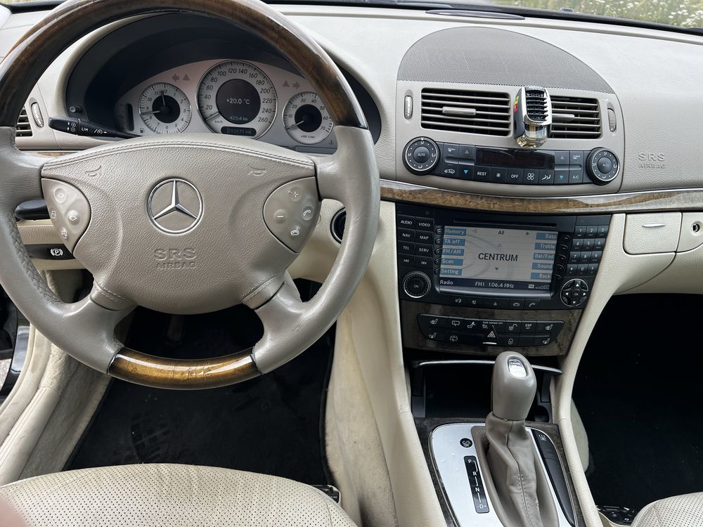Mercedes-Benz E500 4-MATIC