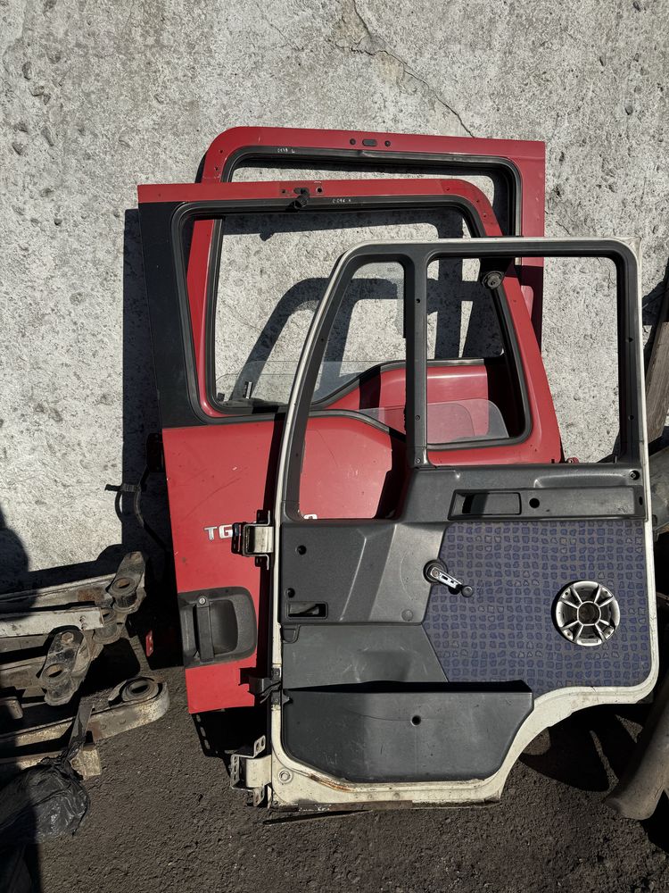 Двері man l2000 le TGL Atego 815 817 8.163 8.180 12.220 разборка