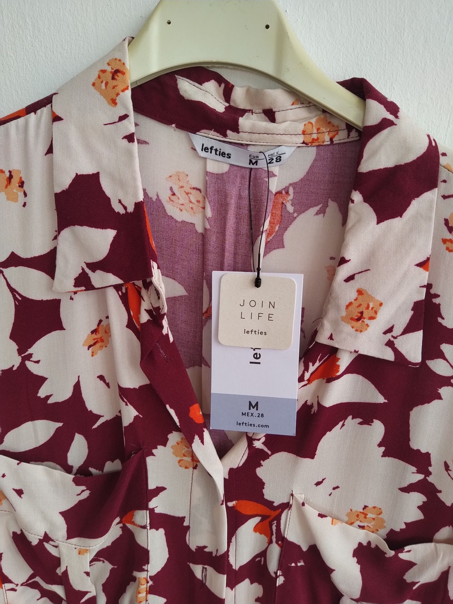 Túnica/ Casaco floral - Lefties - Tamanho M - Nova!