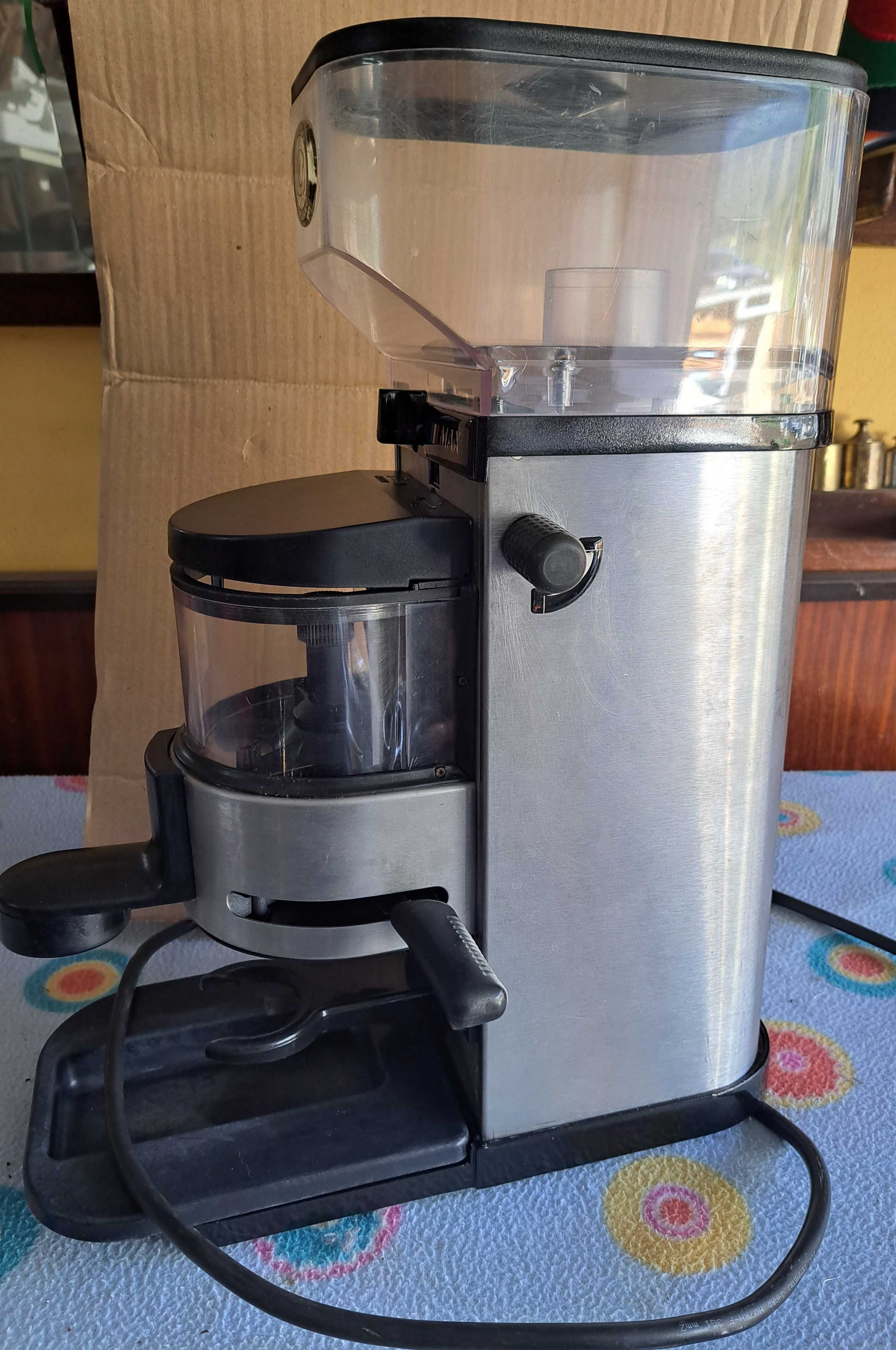 Moinho de Café La Cimbali Max