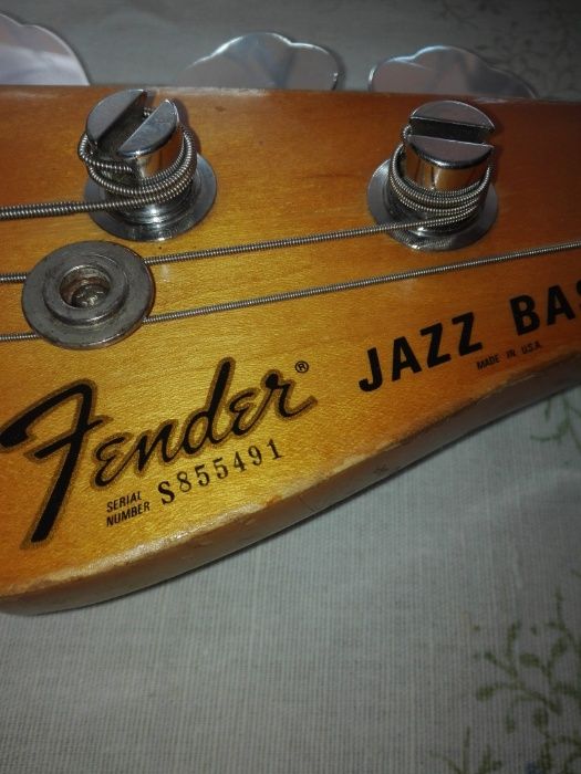 vintage fender jazz bass