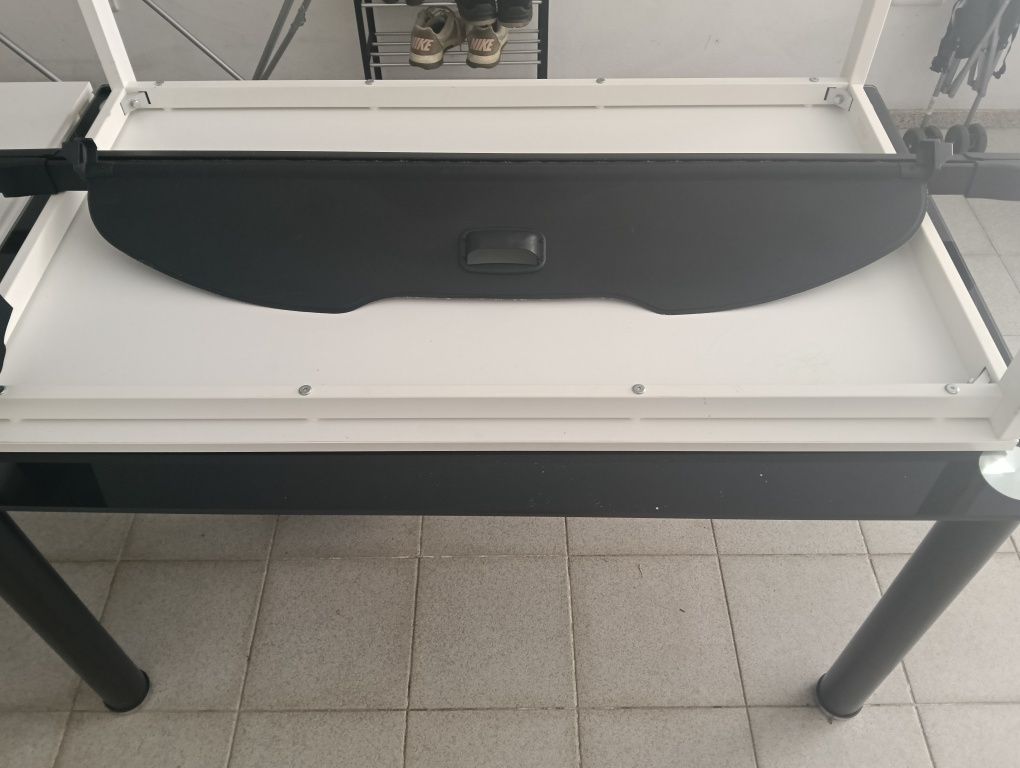 Vendo chapeleira Ford s max