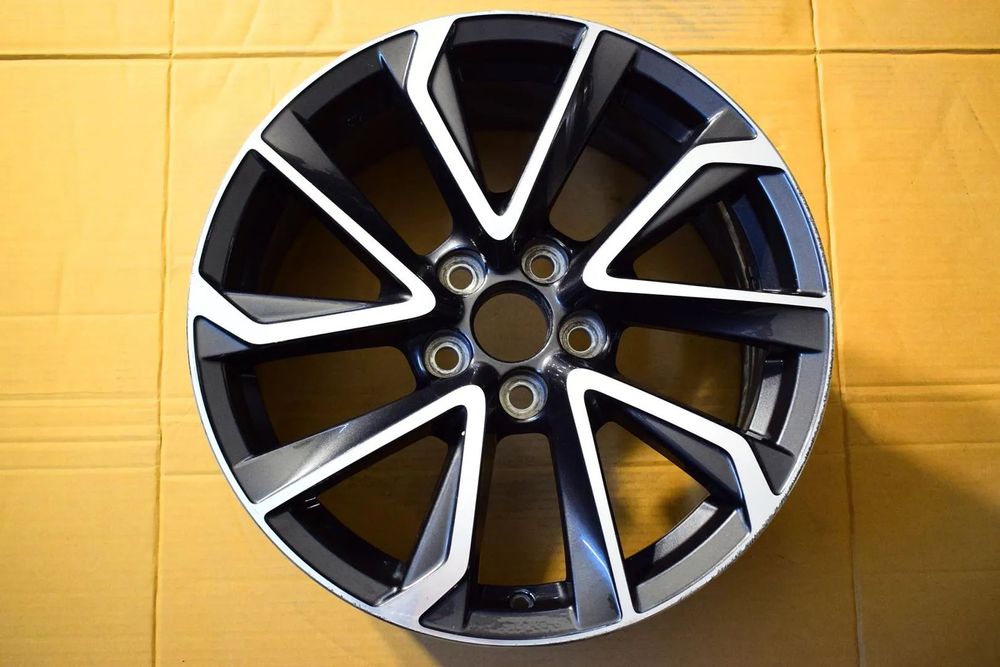 TOYOTA 18&quot; Corolla E21 Nowy Model! Oryginał!