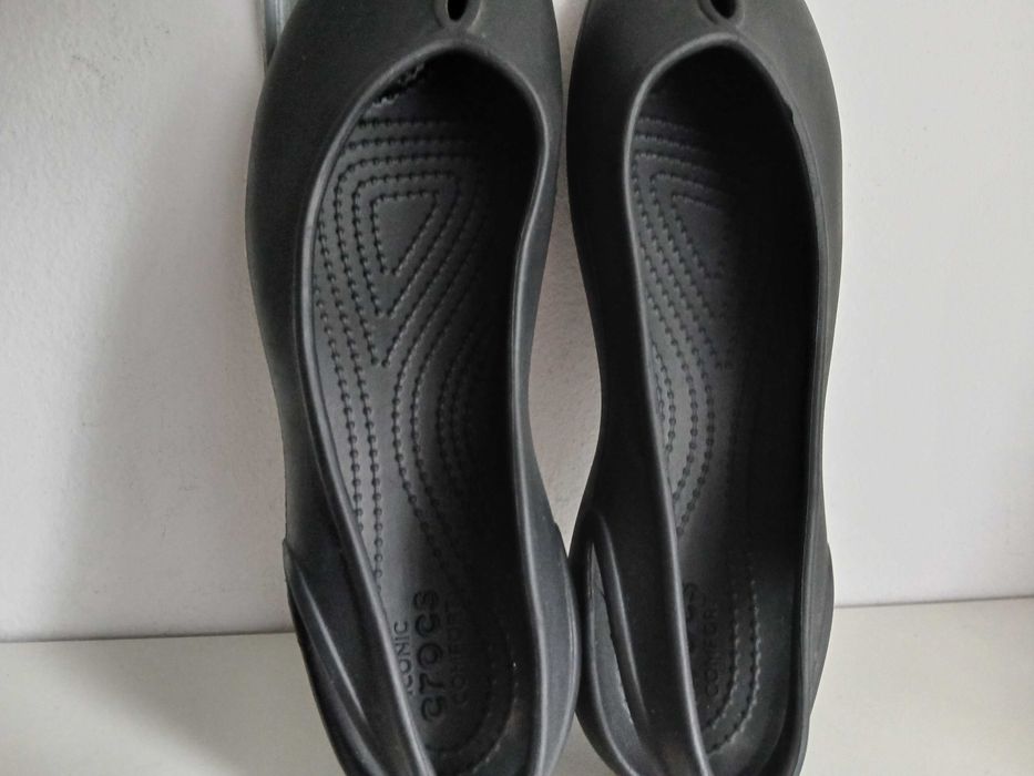 Crocs Baleriny Olivia II r. 38