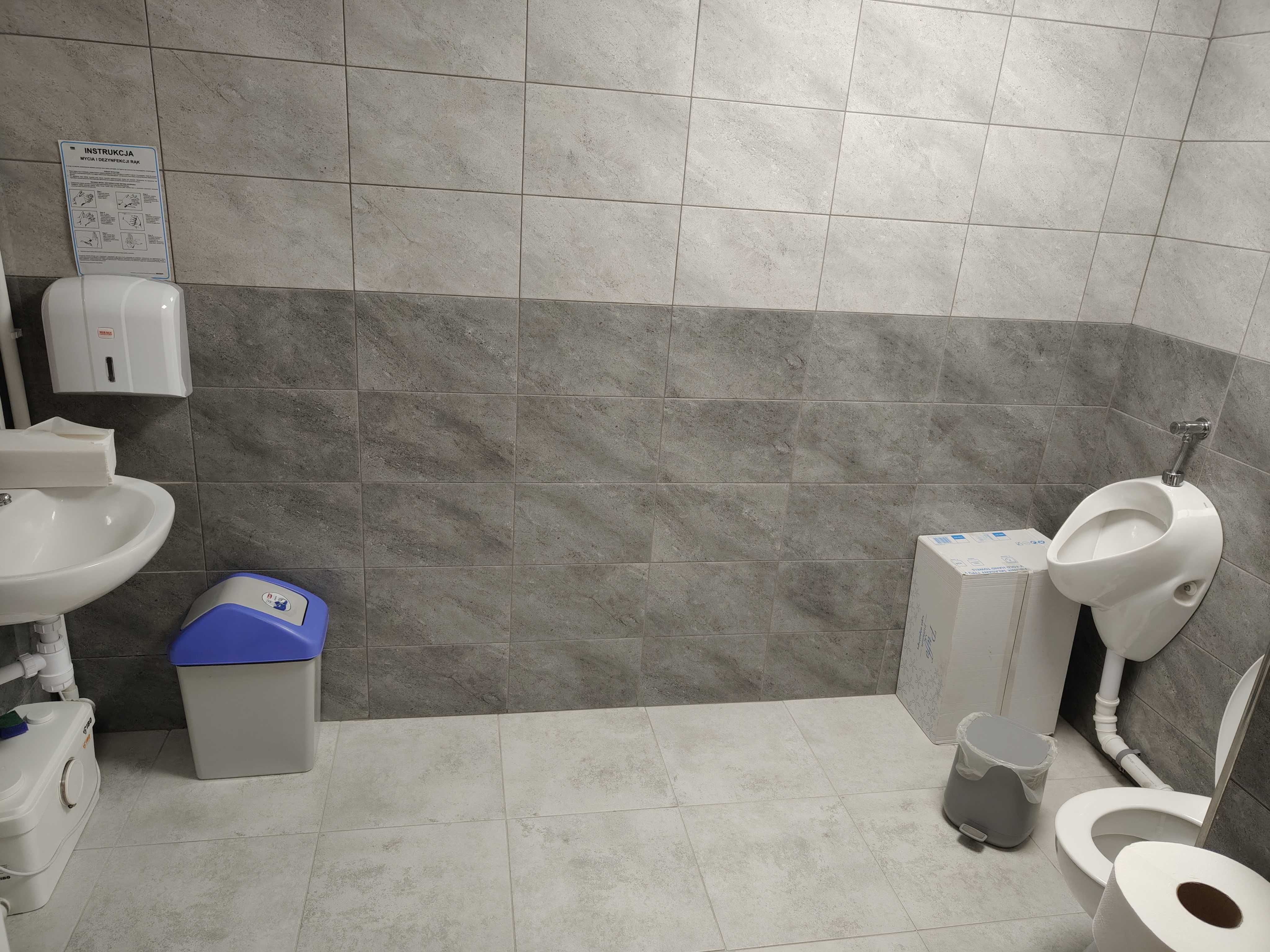Lokal usługowy 141 m² w centrum Suwałk – parter, witryny, przedszkole