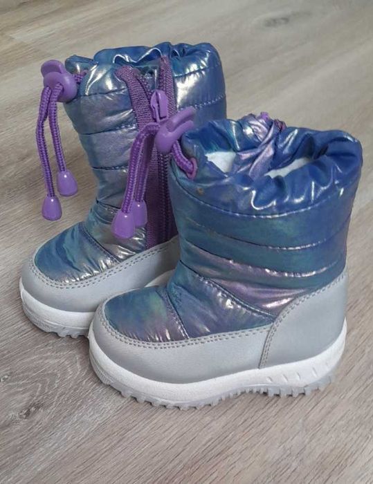 Дитяче взуття зимове для дівчинки 20 роз.