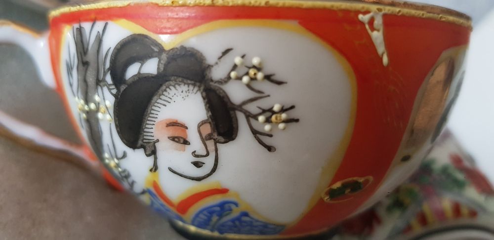 2 chávenas do Japão e Macau