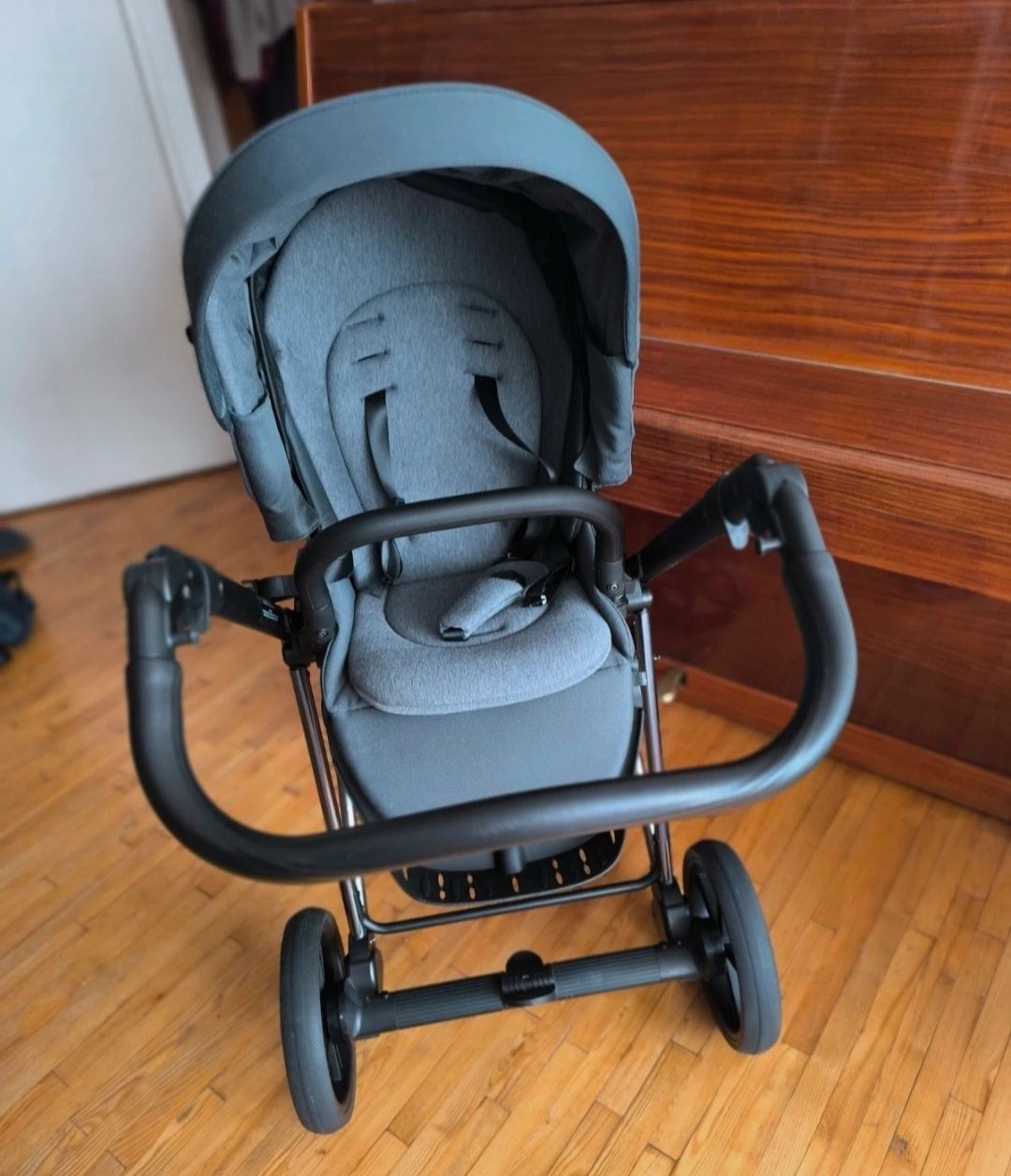 Wózek 2w1 Roan IVI 2.0