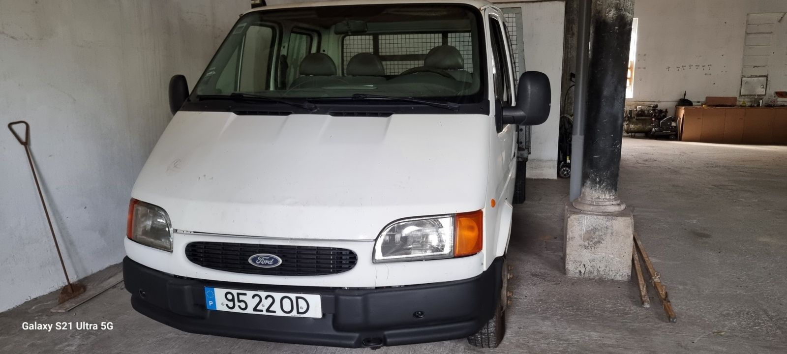 Ford transit caixa aberta 7 lugares