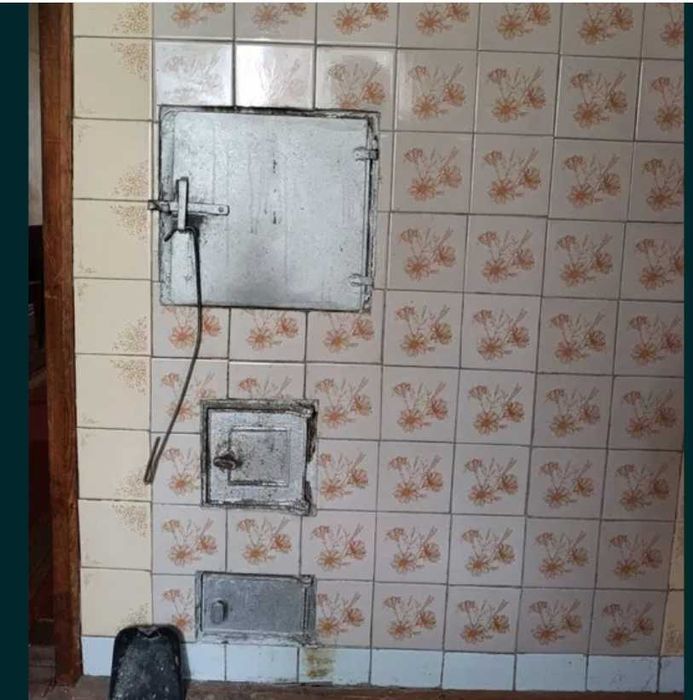 Продам дом -дачу в Высоком. Участок 10 соток .Печное отопление TB