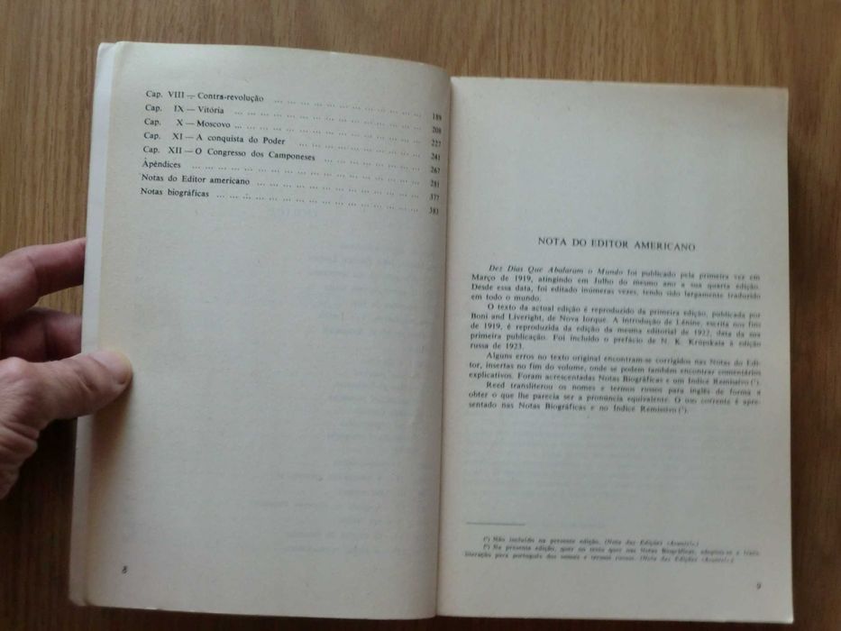 Dez dias que abalaram o Mundo
de John Reed