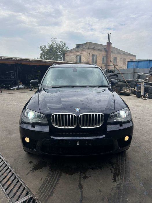 Розборка BMW X5 E70 разборка шрот БМВ Х5 Е70 турбина роздатка 4.0