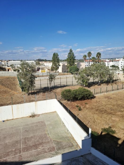 T1 + 1 para venda em Albufeira 270.000 euros, com vista mar