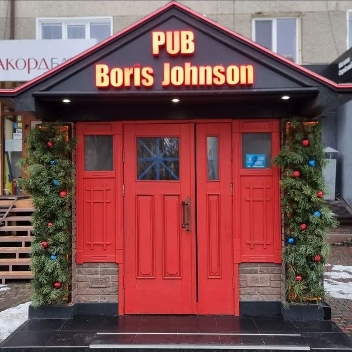 Продам паб в центрі Луцька