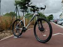 Bicicleta BTT Mandraker Ventura Pro - Roda 26" - Tamanho M