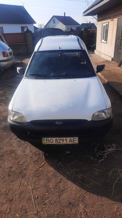 Продам форд ескорт 1999 року