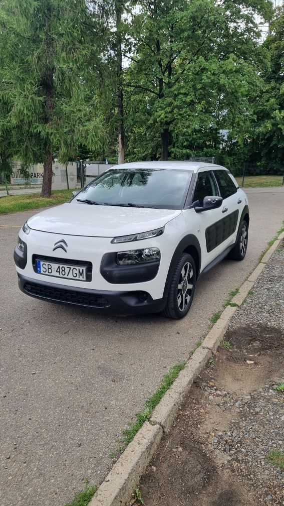 Citroën C4 Cactus 1.2 82KM BENZYNA Tylko 50 tyś. Przebieg C3 megane