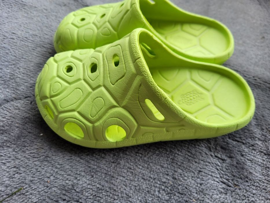 Klapki dziecięce piankowe