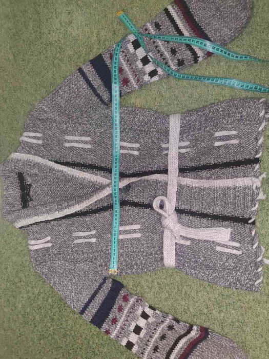 Шерстяная  женская кофта