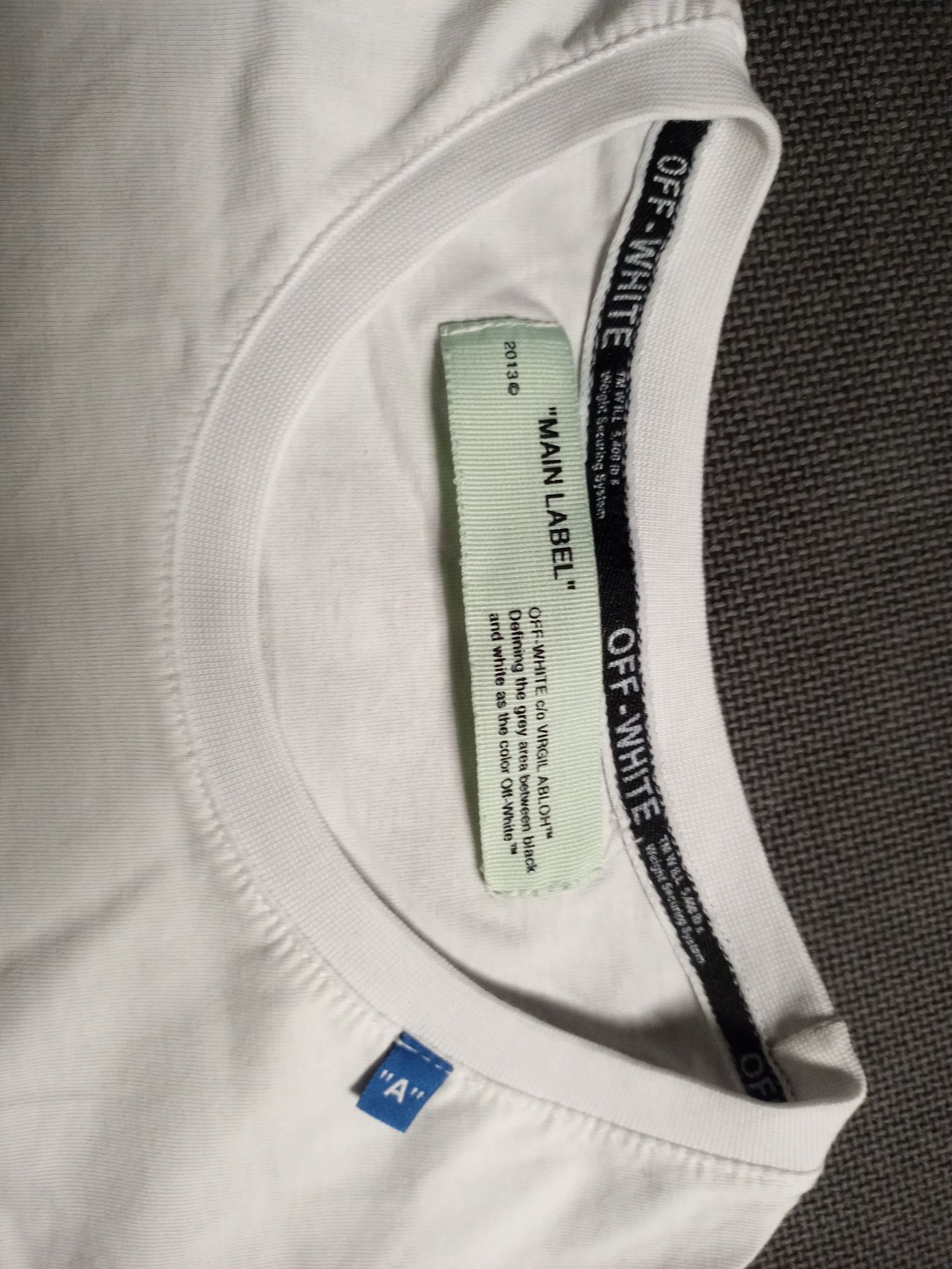 T-shirt firmy OFF-WHITE