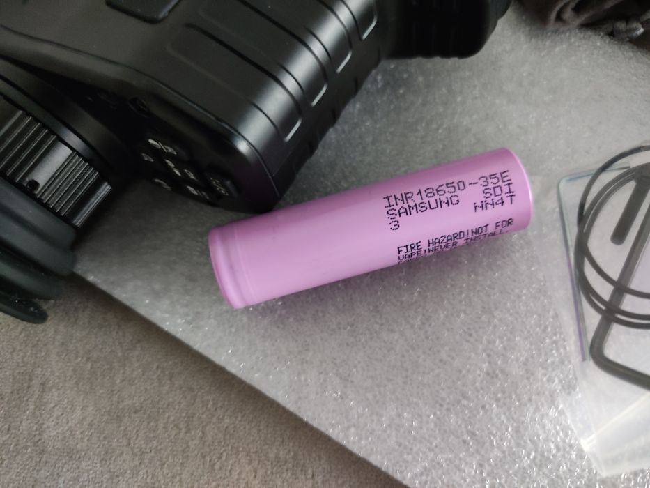 Visão noturna NOVA com bateria e cartão de memória