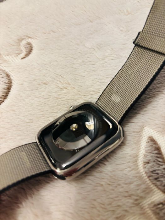 Zegarek Apple Watch 5  44mm Stainless Cellular