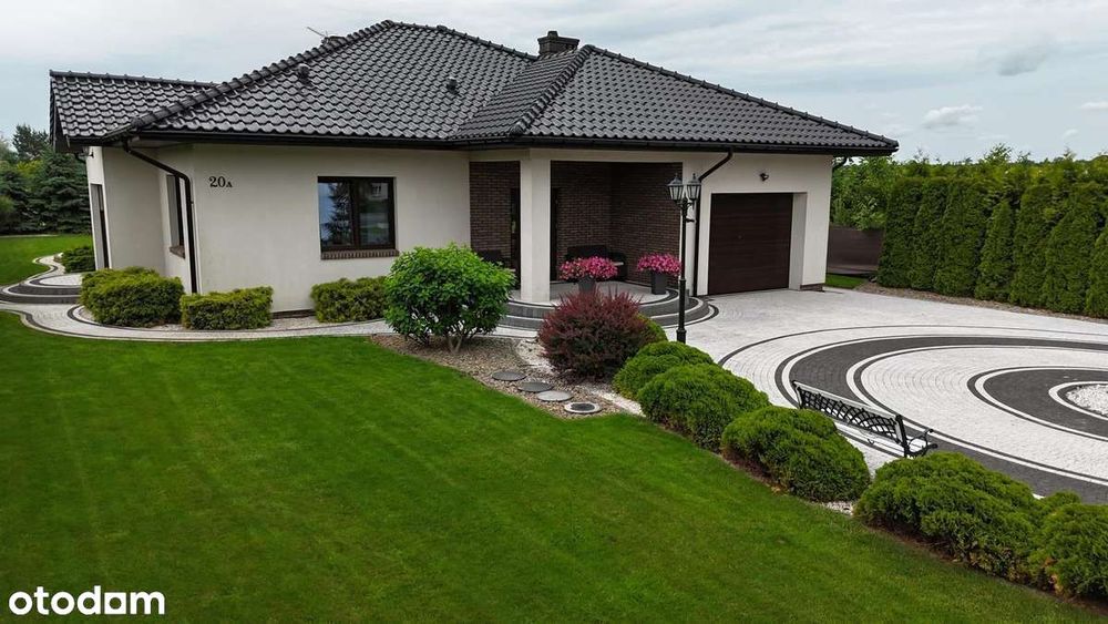 Sprzedam nowoczesny dom z garażem 139m2. 2600 m2 działka