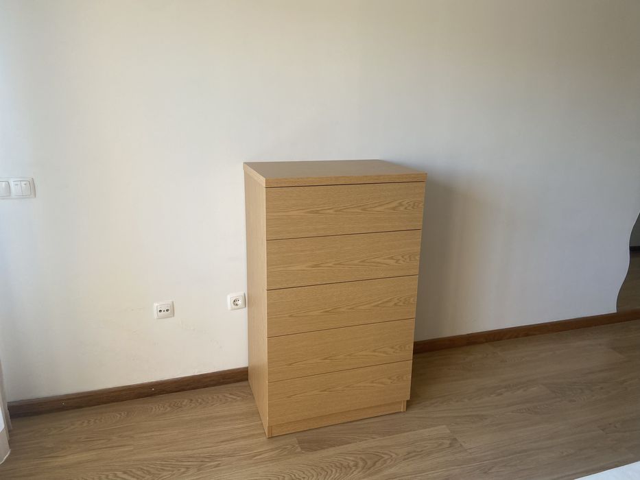 Movel com gavetas (cómoda)