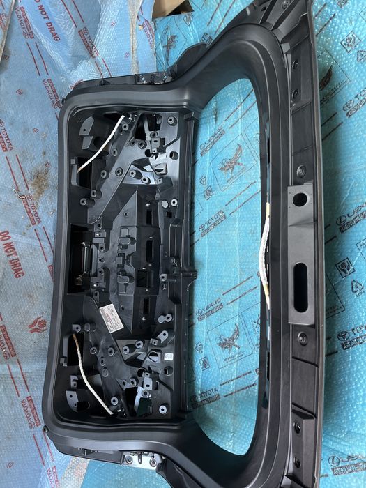 TOYOTA HIGHLANDER 19- klapa tył tylna pokrywa 1H5