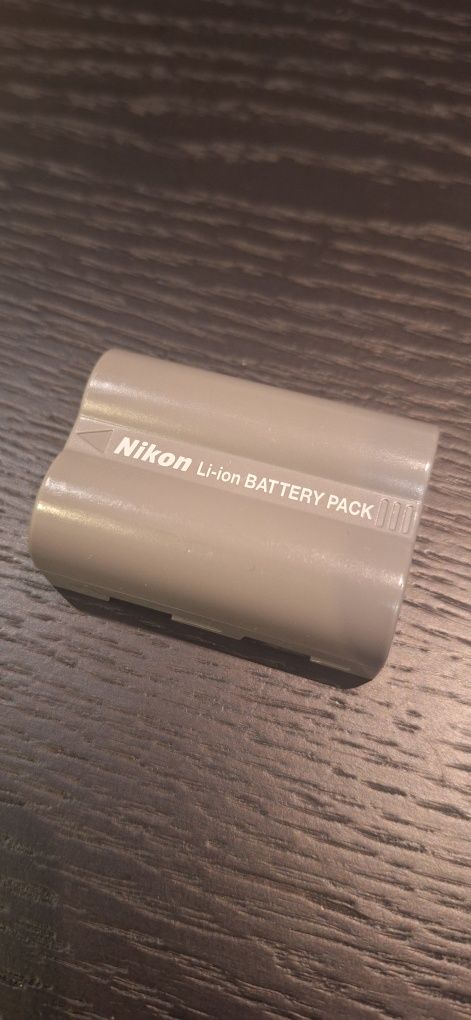 Nikon EN-EL3e Battery D300 D700 D80 D90 D70S D300S D100SLR MH-18a