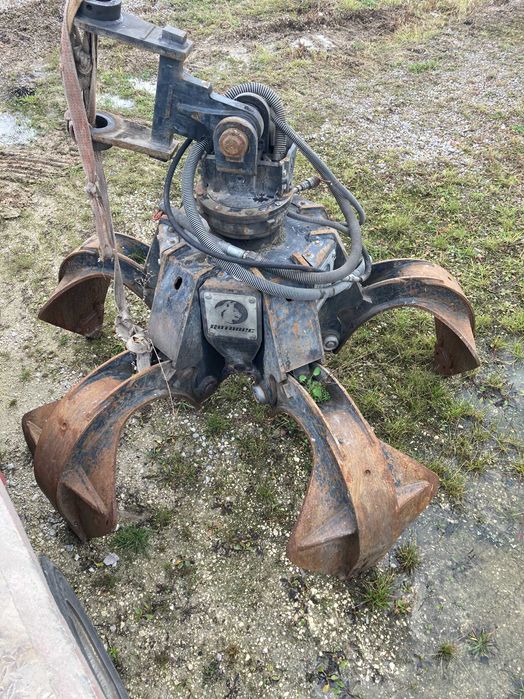 Chwytak do złomu Fuch CAT Senneboge 21-25 ton koparka rok 2019