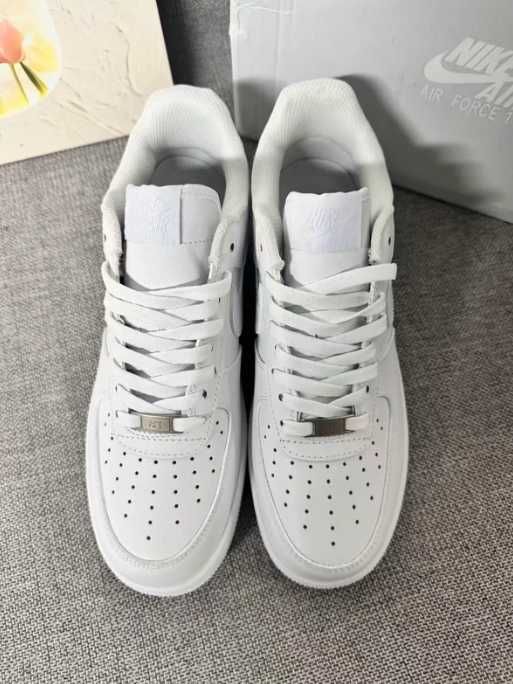 Buty‍ Obuwie sportowe Nike Air Force 1 Low 07 White / Roz.41