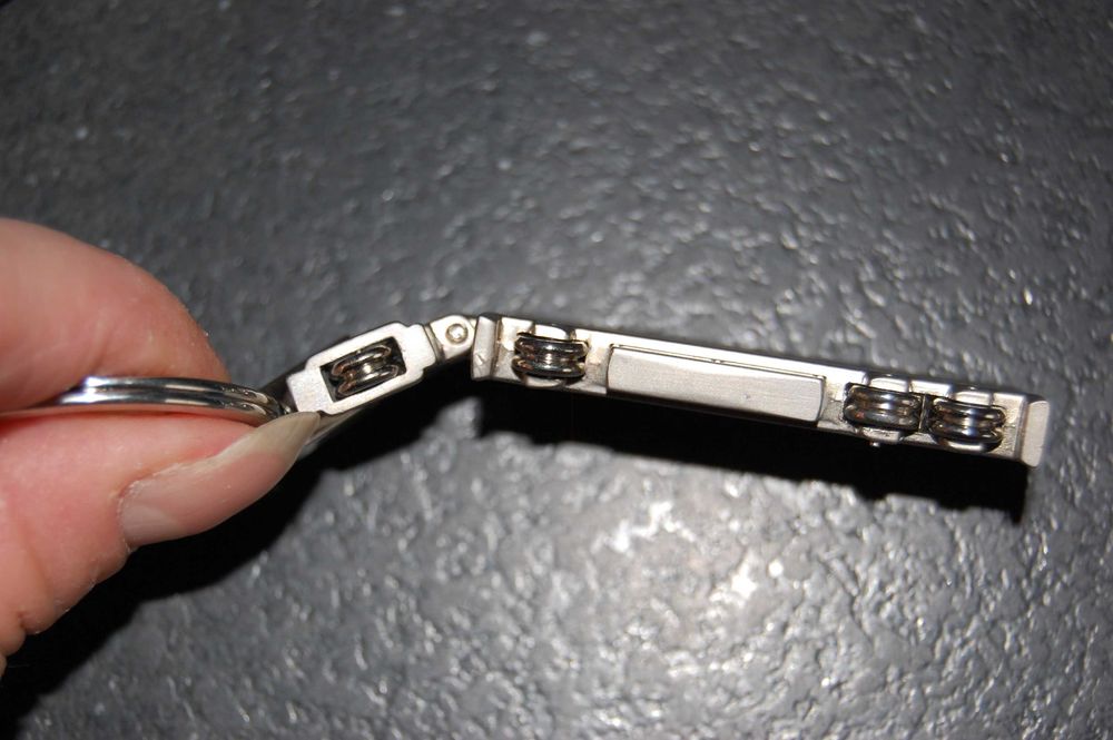 Breloczek kolekcjonerski, w pudełku - ciężarówka - NOWY