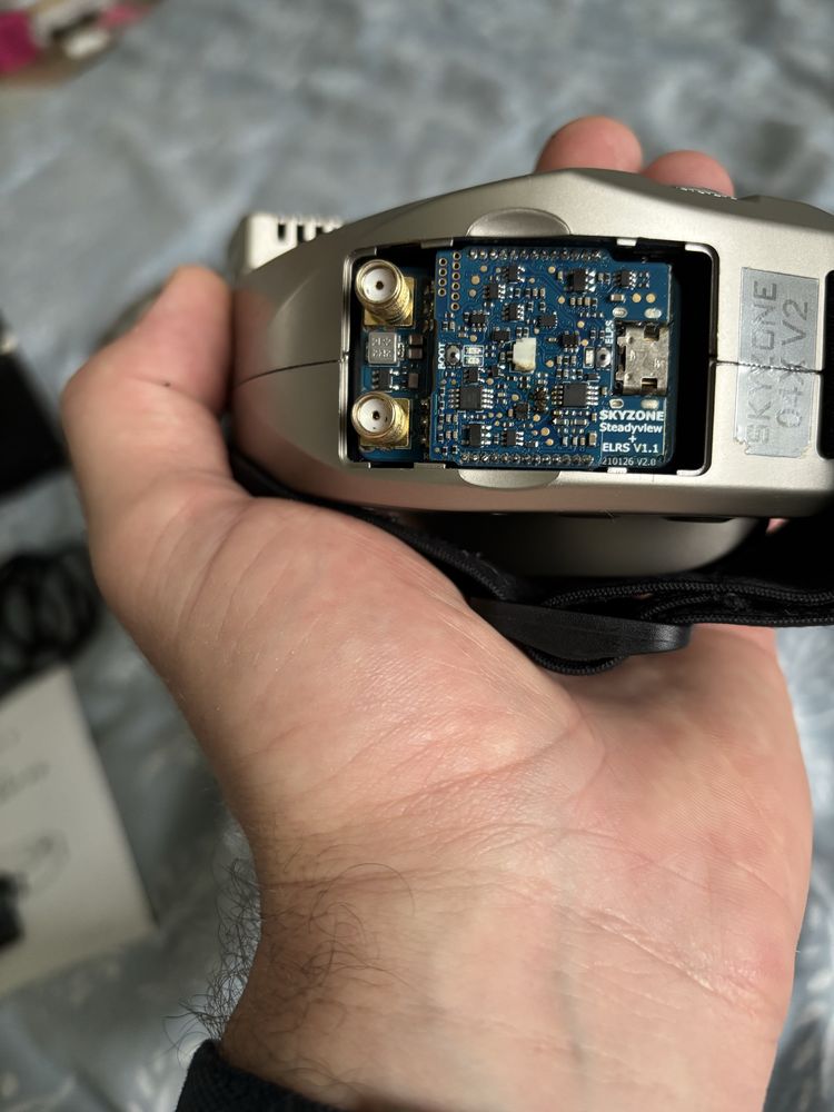 Gogle FPV Skyzone 04X V2 + Skyzone Steadyview+ELRS Backpack