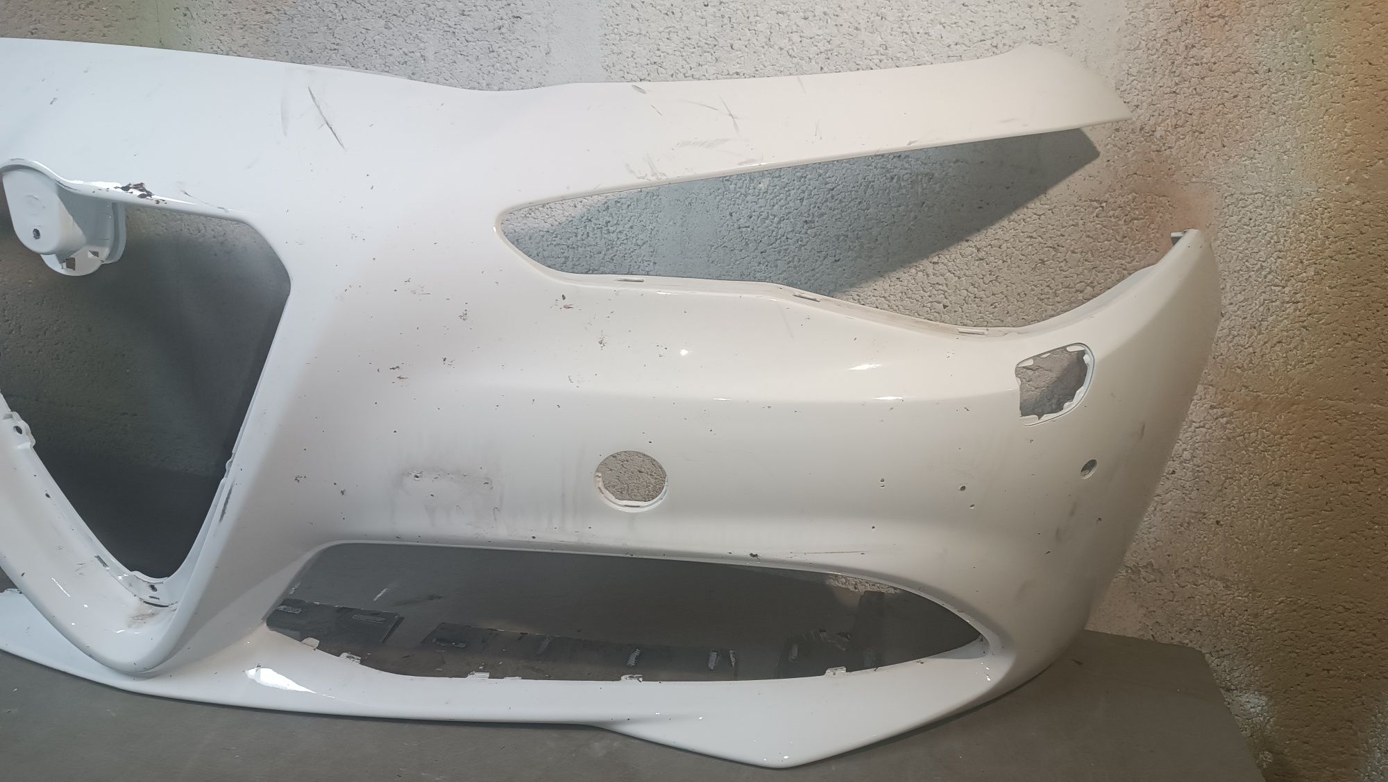 Vendo parachoque de frente Alfa Romeo Giulia ano 2015/20