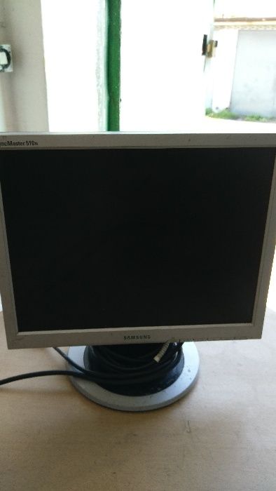 Monitor samsung 19"